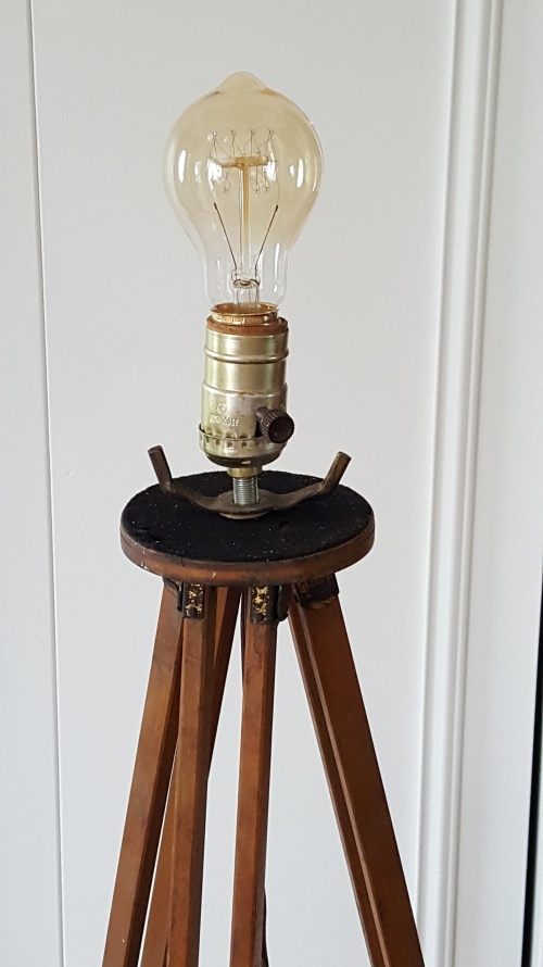 the TRIPOD lamp!