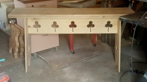 my TREFOIL sofa table project, and a bench!